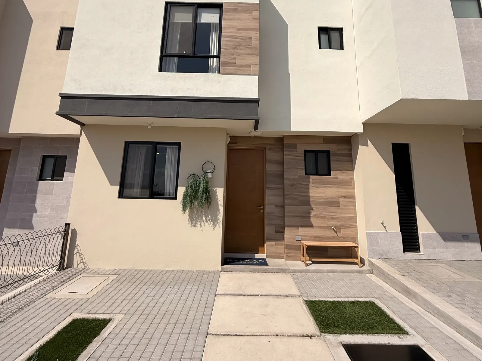 MODELO ARONA — Casa en Venta en Zakia